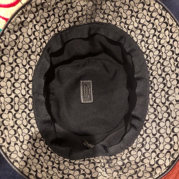 Coach logo bucket hat